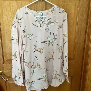 Ava & Viv Pink and Gray Blouse with Elegant Design